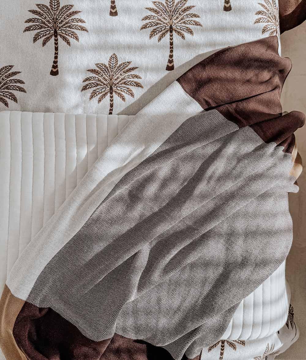 Chunky Choco Blanket