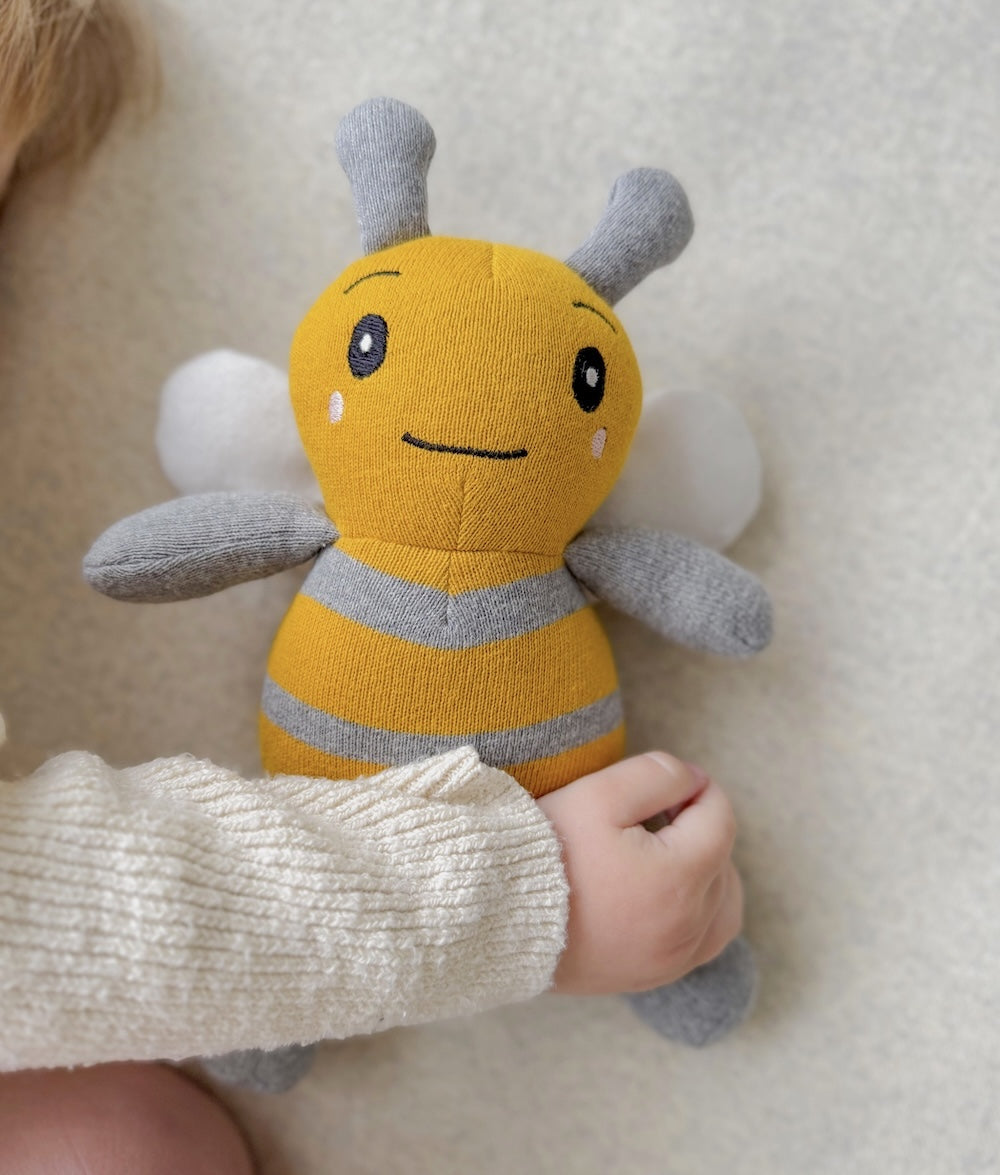 Bengali Baby | Natural Cotton Honeybee Musical Comforter