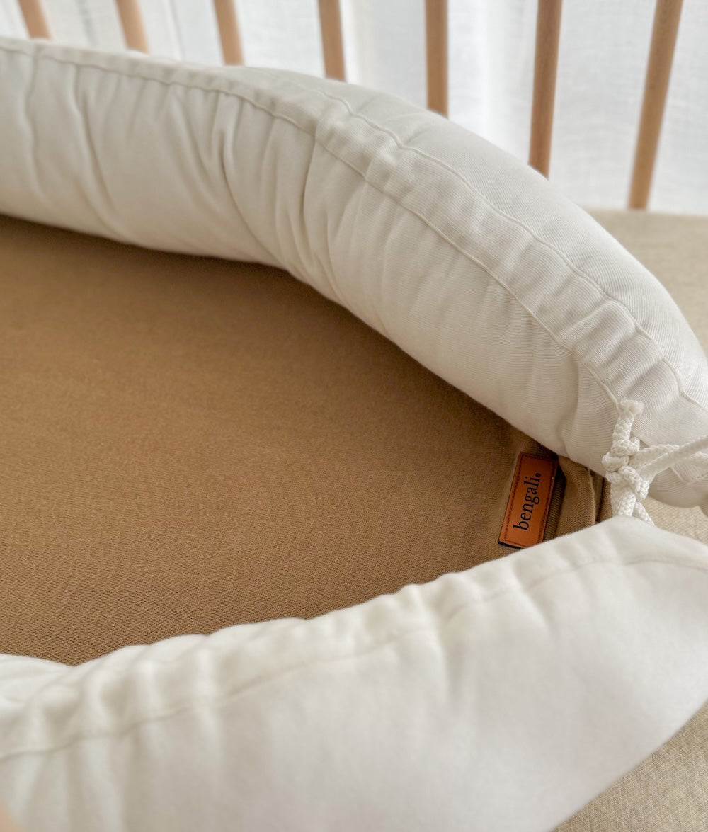 Bengali Baby | Portable Baby Lounger - Khaki + Ivory