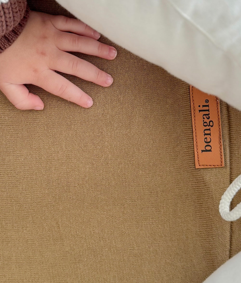 Bengali Baby | Portable Baby Lounger - Khaki + Ivory
