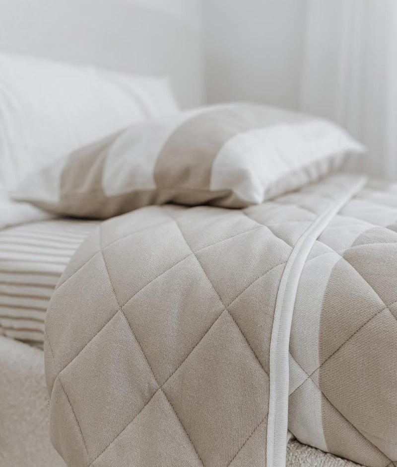 Bengali Bedding | Reversible Bed Quilts - Greige Stripe