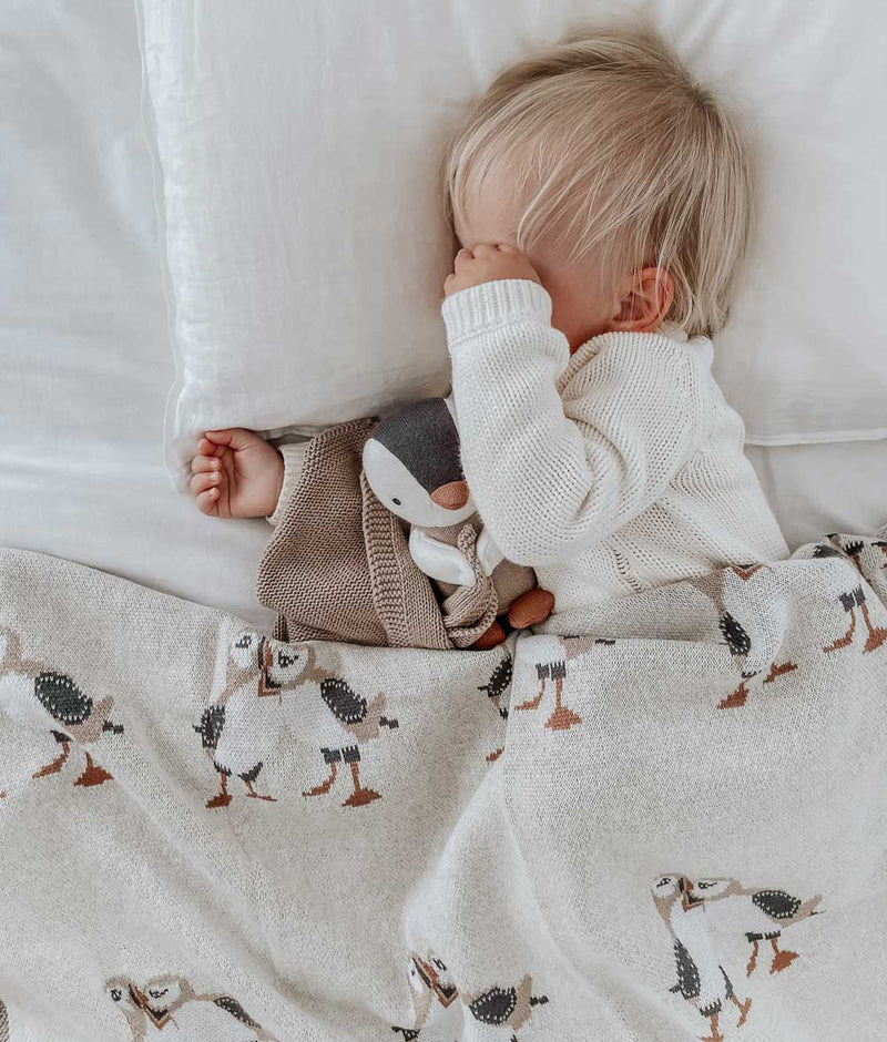 Bengali Baby | Nursery Decor - Puffin Blanket