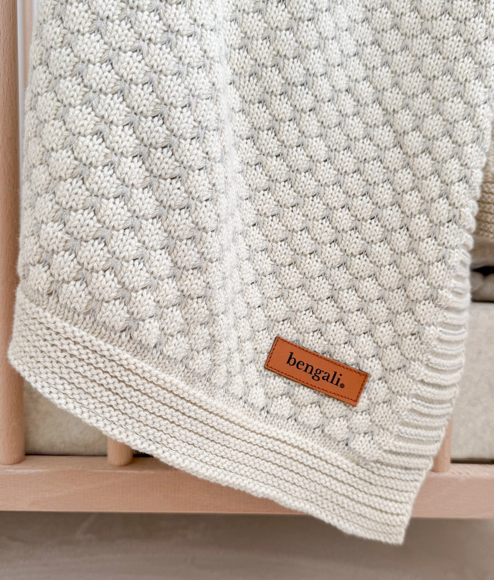 Bengali Home® | Nursery & Bedroom Decor - Vanilla Marle Pebble Blanket