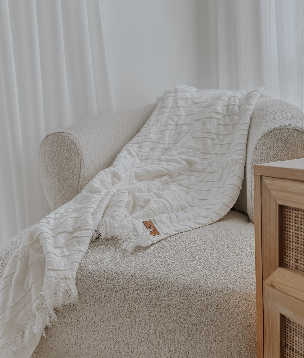 Bengali Home® | Decor - Ivory Flurry Lounge Throw