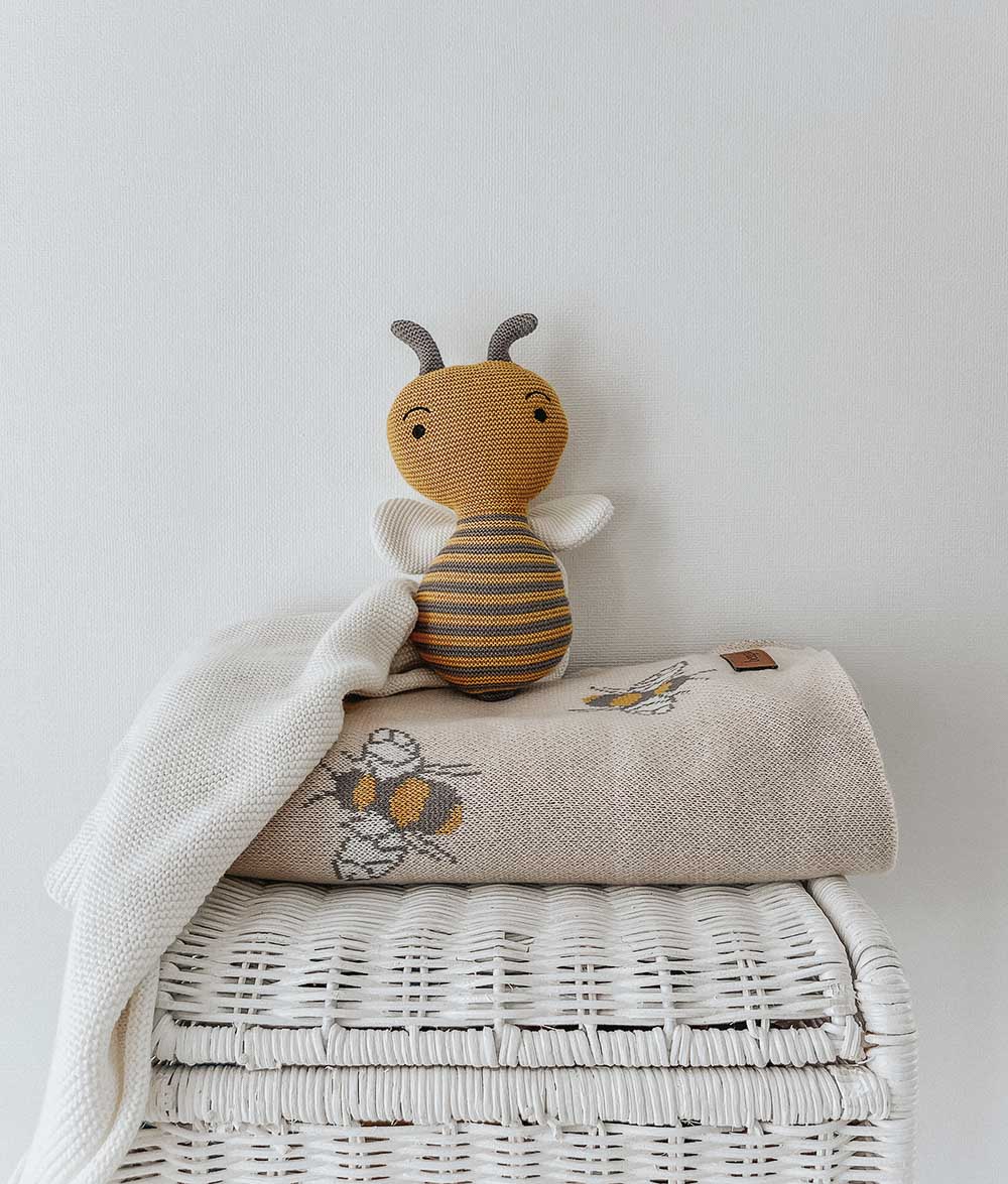 Bengali Baby | Honeybee Blanket & Bee Comforter